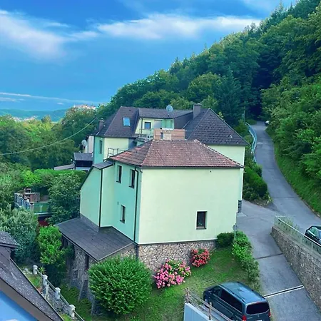 Little Big Team Apartment Krems an der Donau Exterior photo